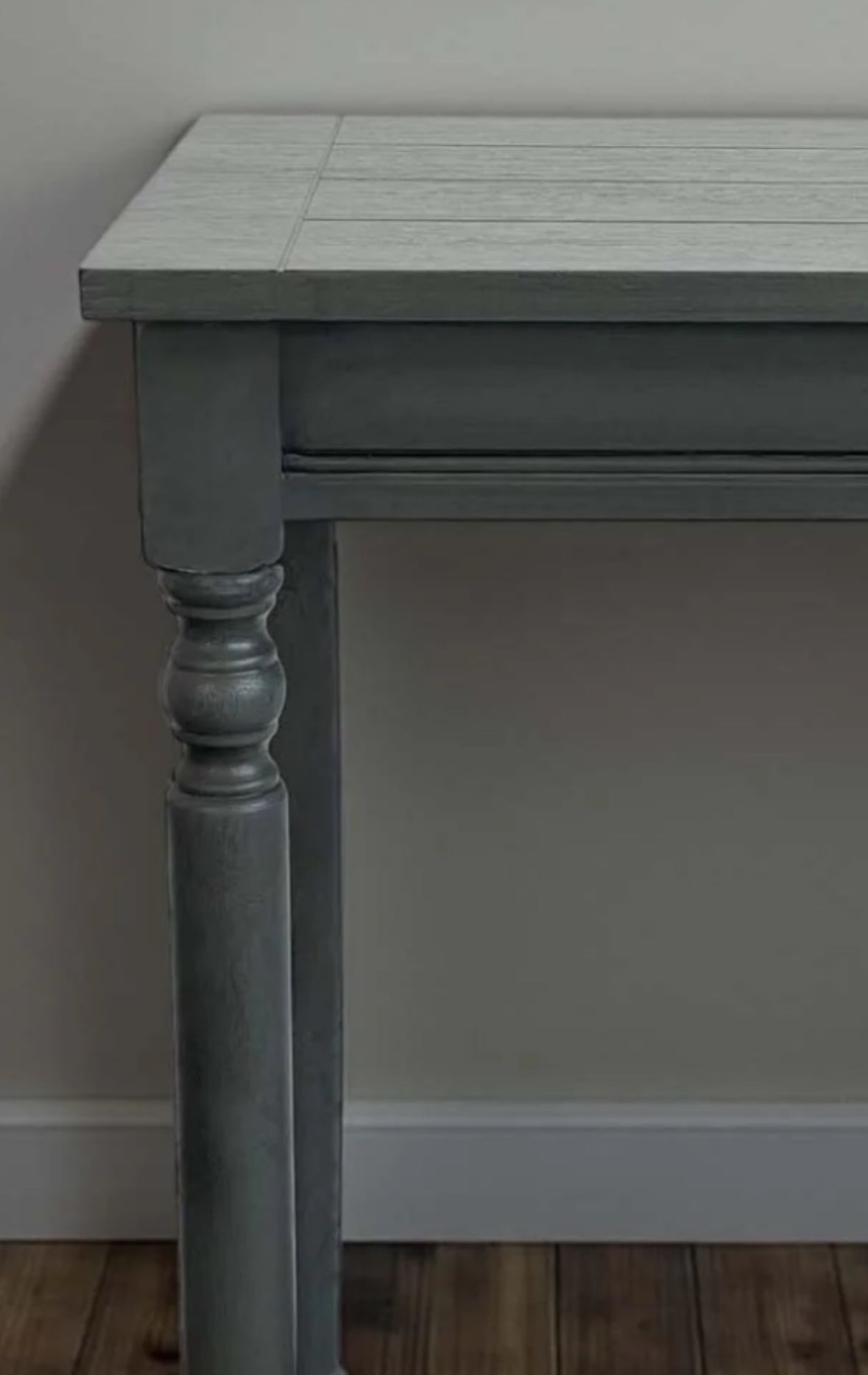 Cannes Console