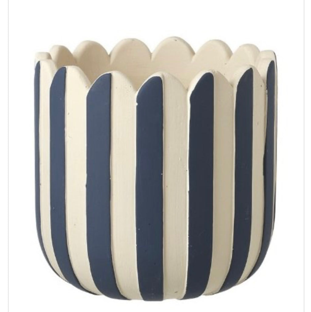 Stripe Scalloped Planter